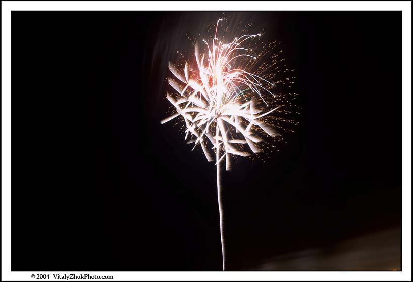 FireWorksHamptonBeach4July04 126CWX