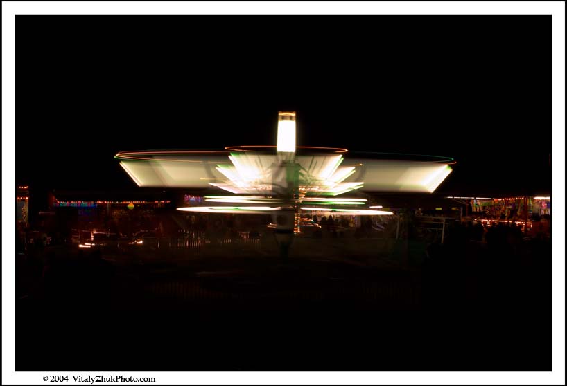 SouthwickCarnivalFireWorks2004 11CWX