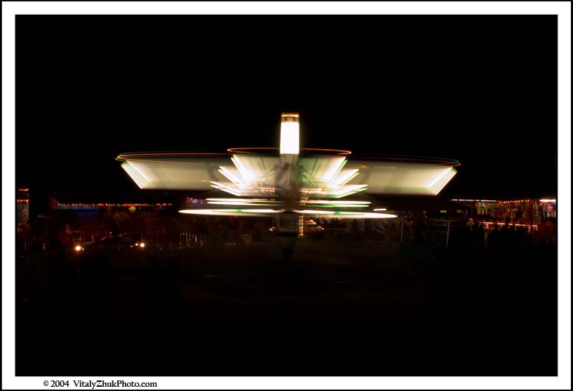 SouthwickCarnivalFireWorks2004 12CWX