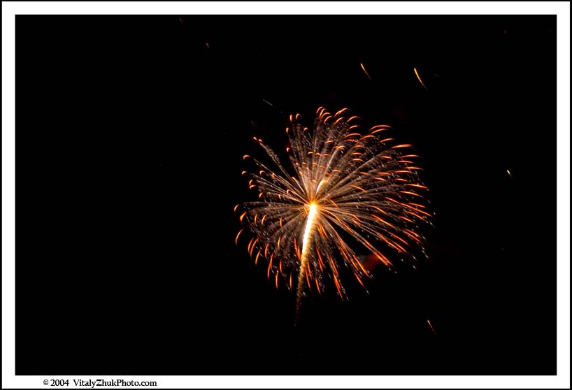 SouthwickCarnivalFireWorks2004 59CWX