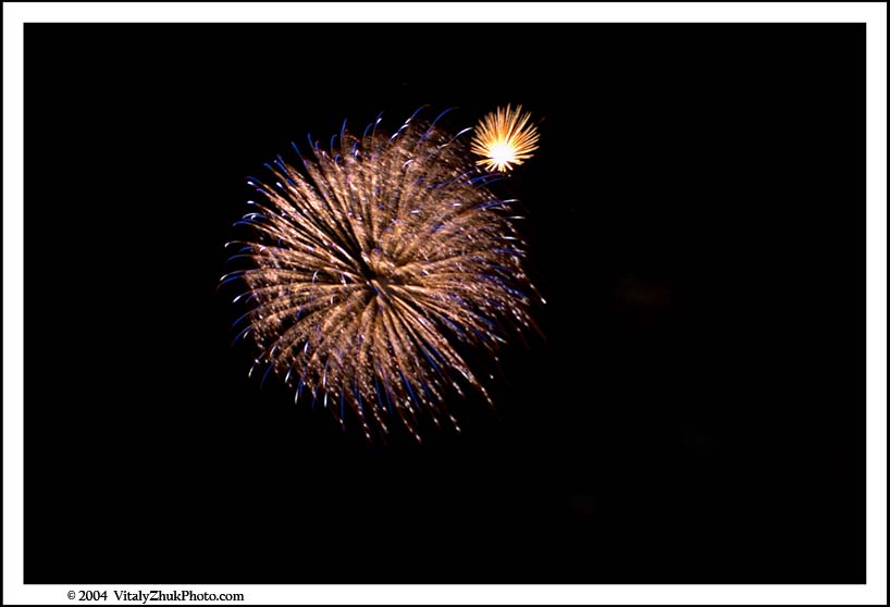 SouthwickCarnivalFireWorks2004 61CWX