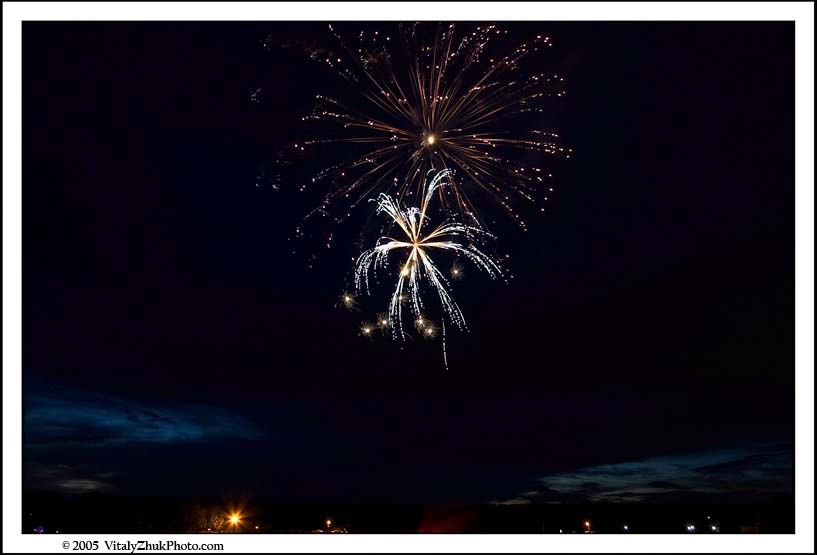 FireWorks 2005 043CWX