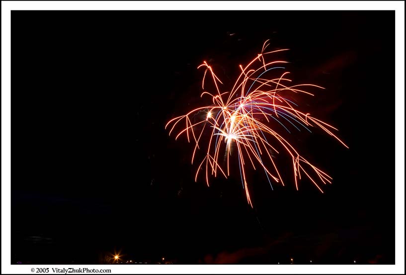 FireWorks 2005 076CWX