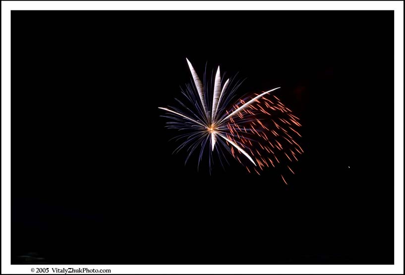 FireWorks 2005 090CWX